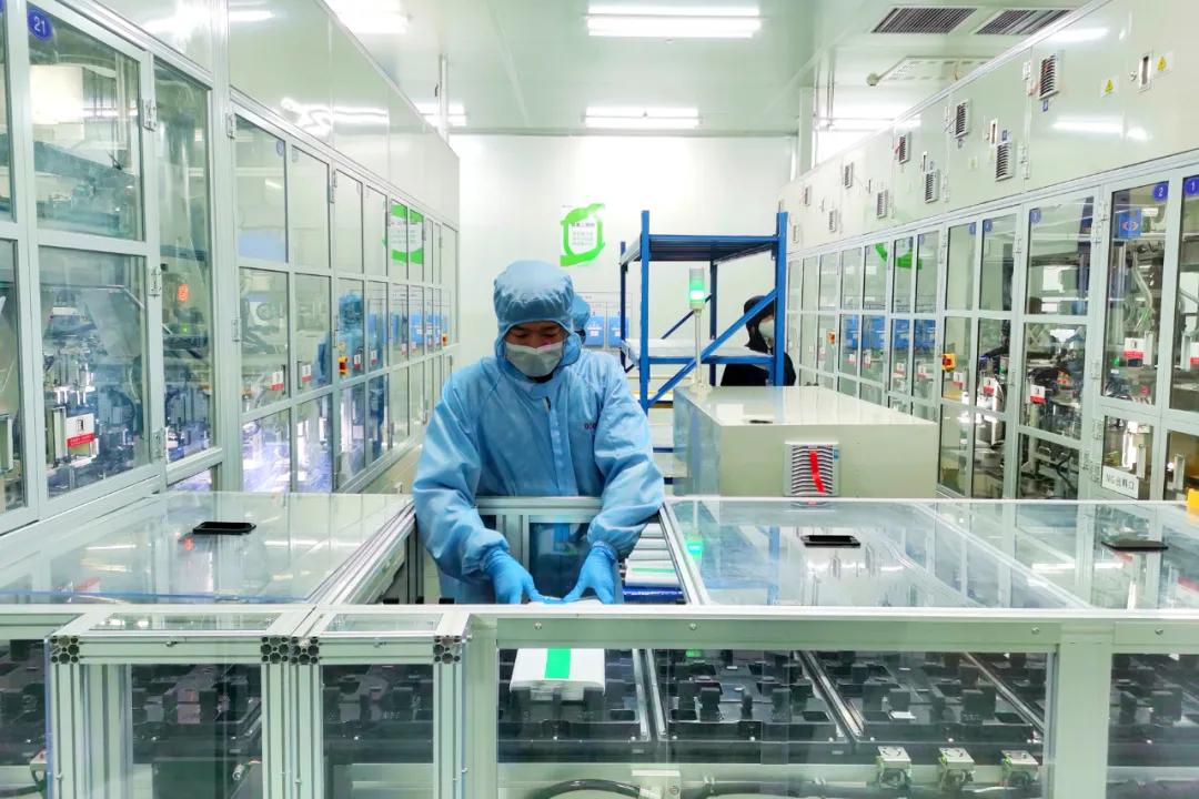 十堰“鏈接”大灣區 移民城市的雙向奔赴與電池制造的精神傳承